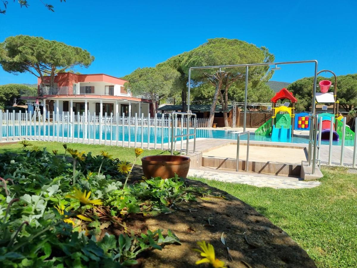 Hotel Camping Lacona Pineta Capoliveri  Esterno foto